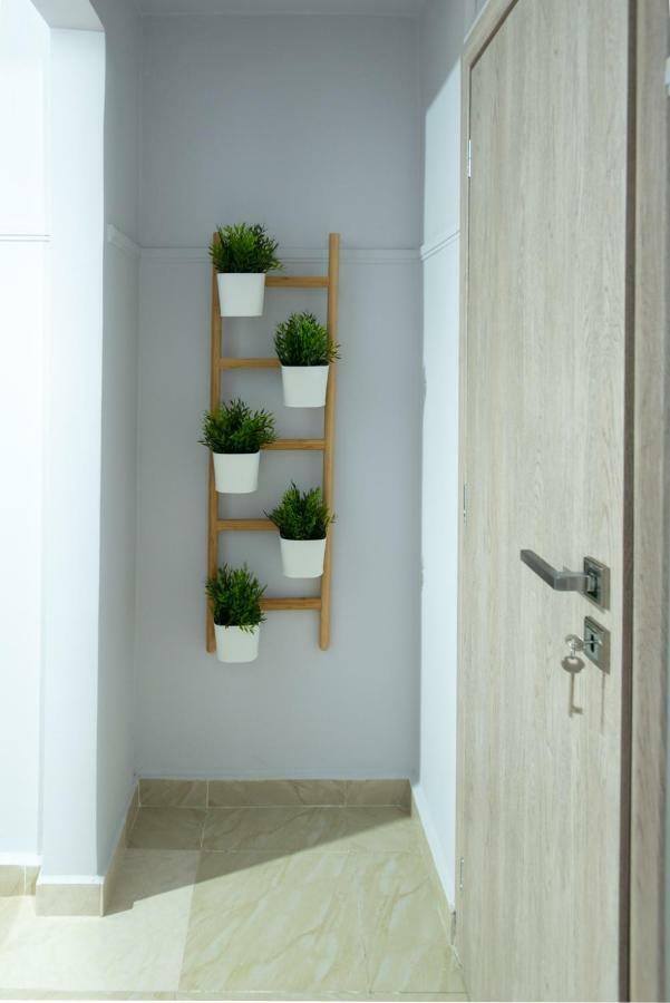 Cozy And Modern Studio Athens Exterior photo